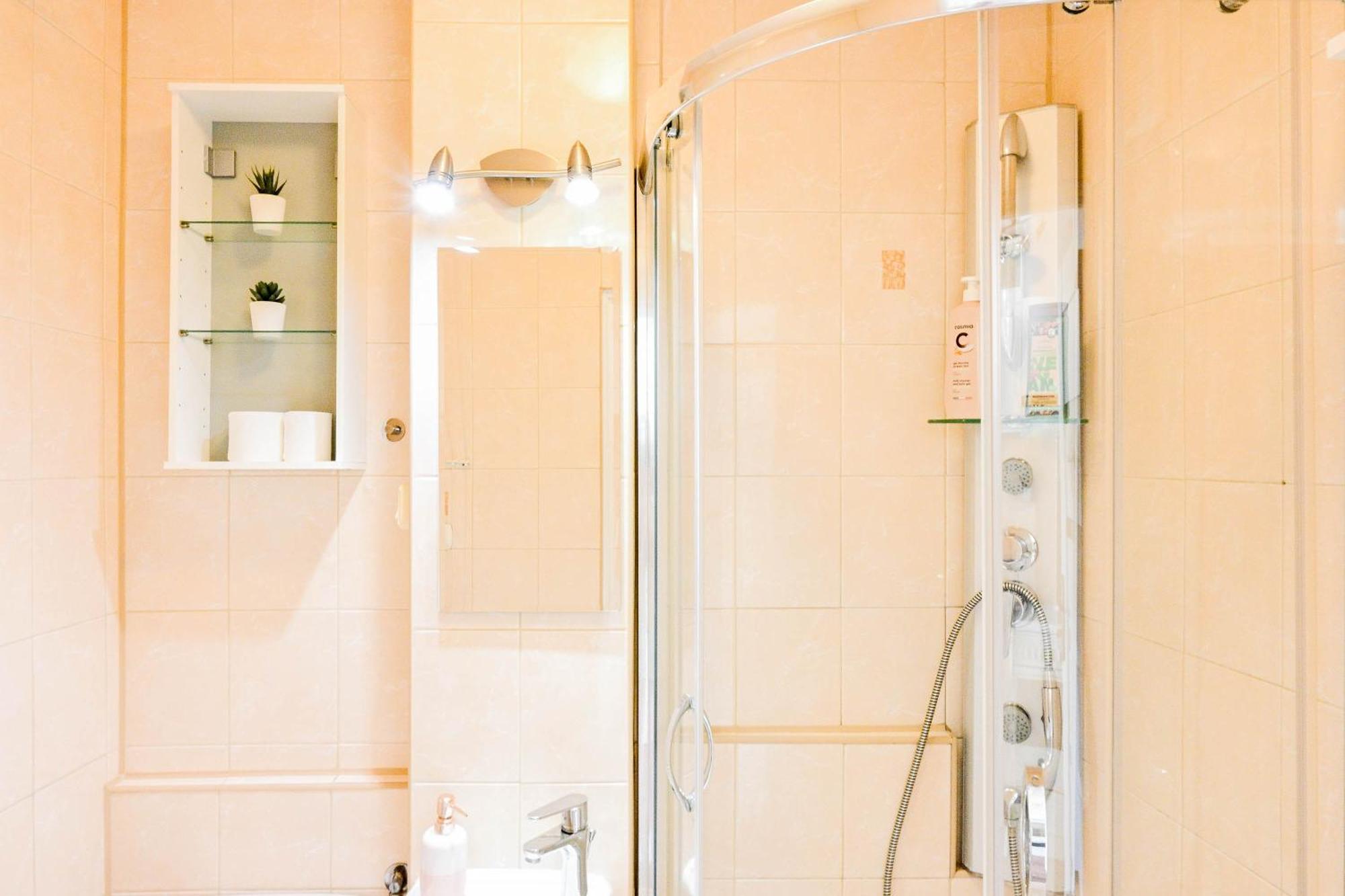 15 Min Stare Miasto D&A Apartments Darwina วอร์ซอ ภายนอก รูปภาพ